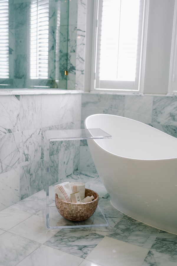 The Curve Acrylic Side Table